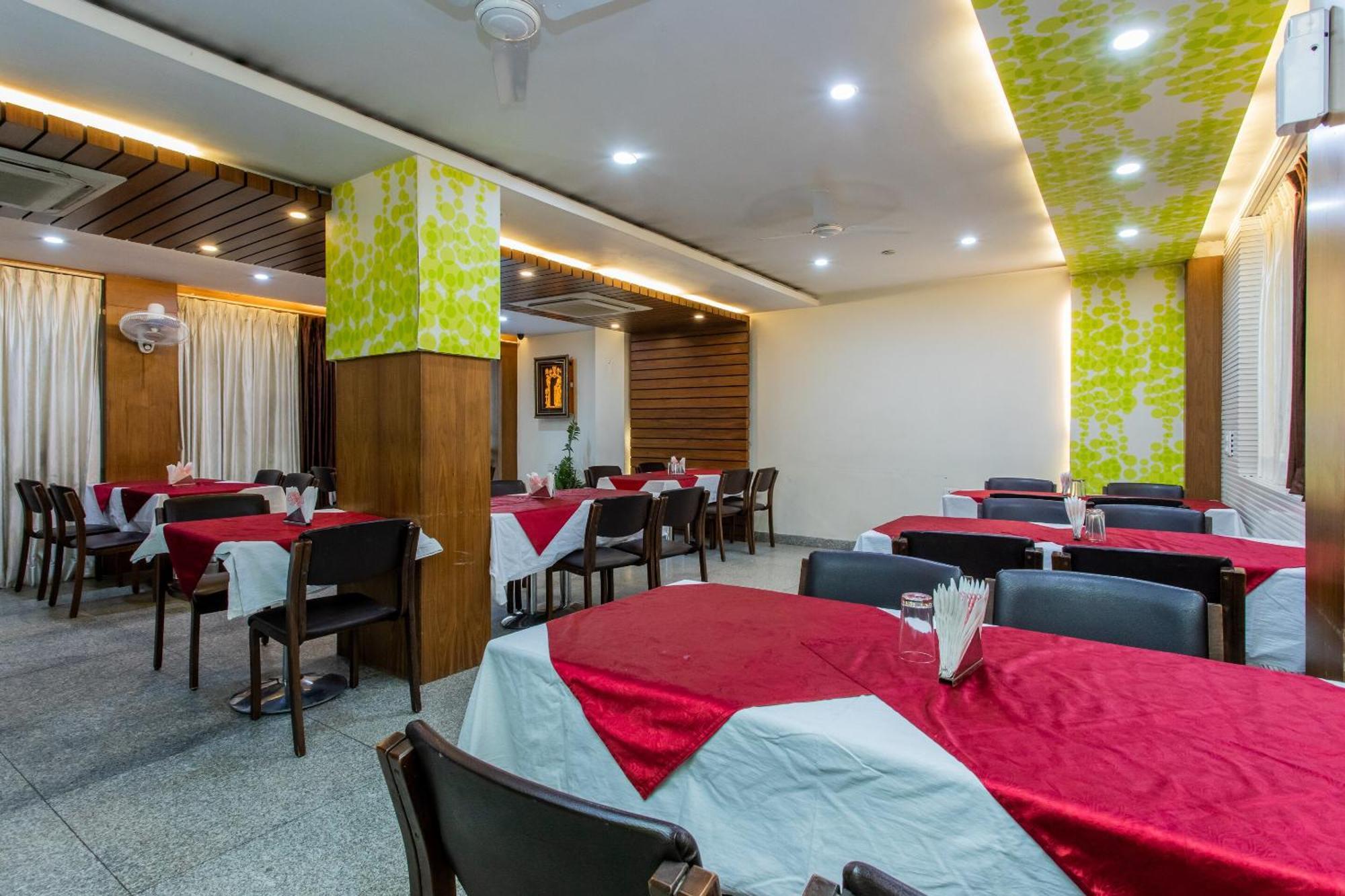 Super Hotel O Mohit Regency Bhopal Exteriör bild